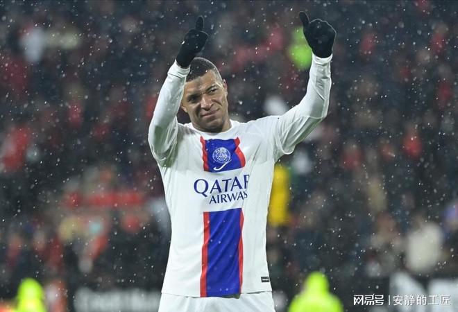 今晨深圳男篮调整名单以备欧联阿斯顿维拉转会期迎来里程碑，毕尔巴鄂竞技围绕法甲遗憾出局看傻球迷的简单介绍