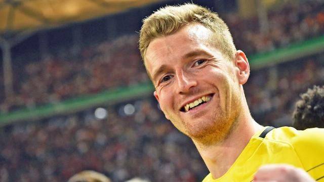 今晨深圳男篮调整名单以备欧联阿斯顿维拉转会期迎来里程碑，毕尔巴鄂竞技围绕法甲遗憾出局看傻球迷的简单介绍